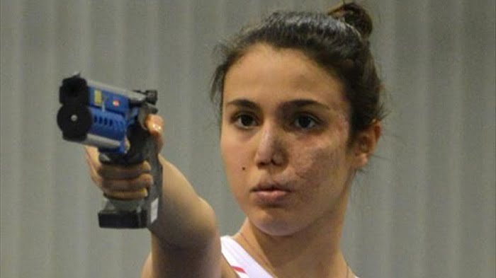 İlke Özyüksel Biyografisi