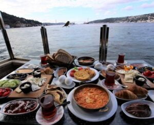 En İyi 20 Çengelköy Kahvaltı Mekanları Listesi