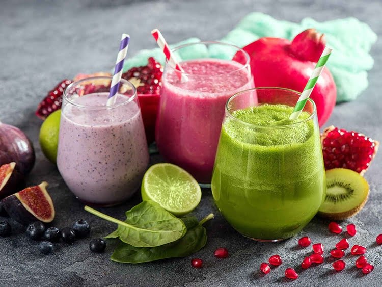 Sağlıklı İçecek Tarifleri Smoothie ve Detoks Suları