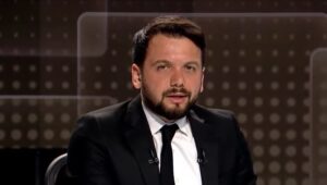 Taha Hüseyin Karagözden TOGGa Sert Eleştiriler Yerli Otomobilde Şarj Sorunları