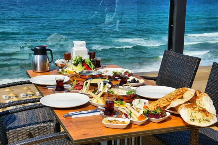 Yaz Kış Tercih Edilen Ula Kahvaltı Mekanları