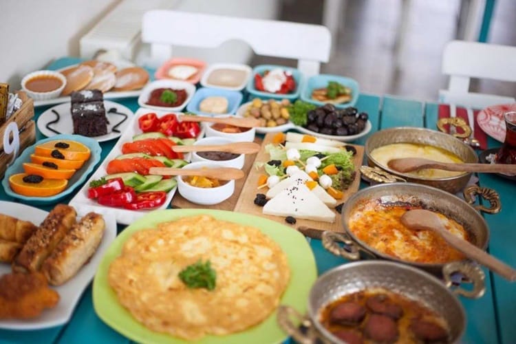 En İyi 10 Beylerbeyi Kahvaltı Mekanları