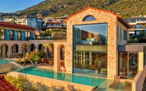 Deniz Manzaralı Kiralık Villalarla Huzurlu ve Romantik Tatilin Keyfini Çıkarın