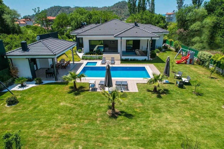 Kiralık Villa Seçerken Dikkat Edilmesi Gereken 10 Altın Kural 1 Villa Kiralama Firmasının Güvenilirliği